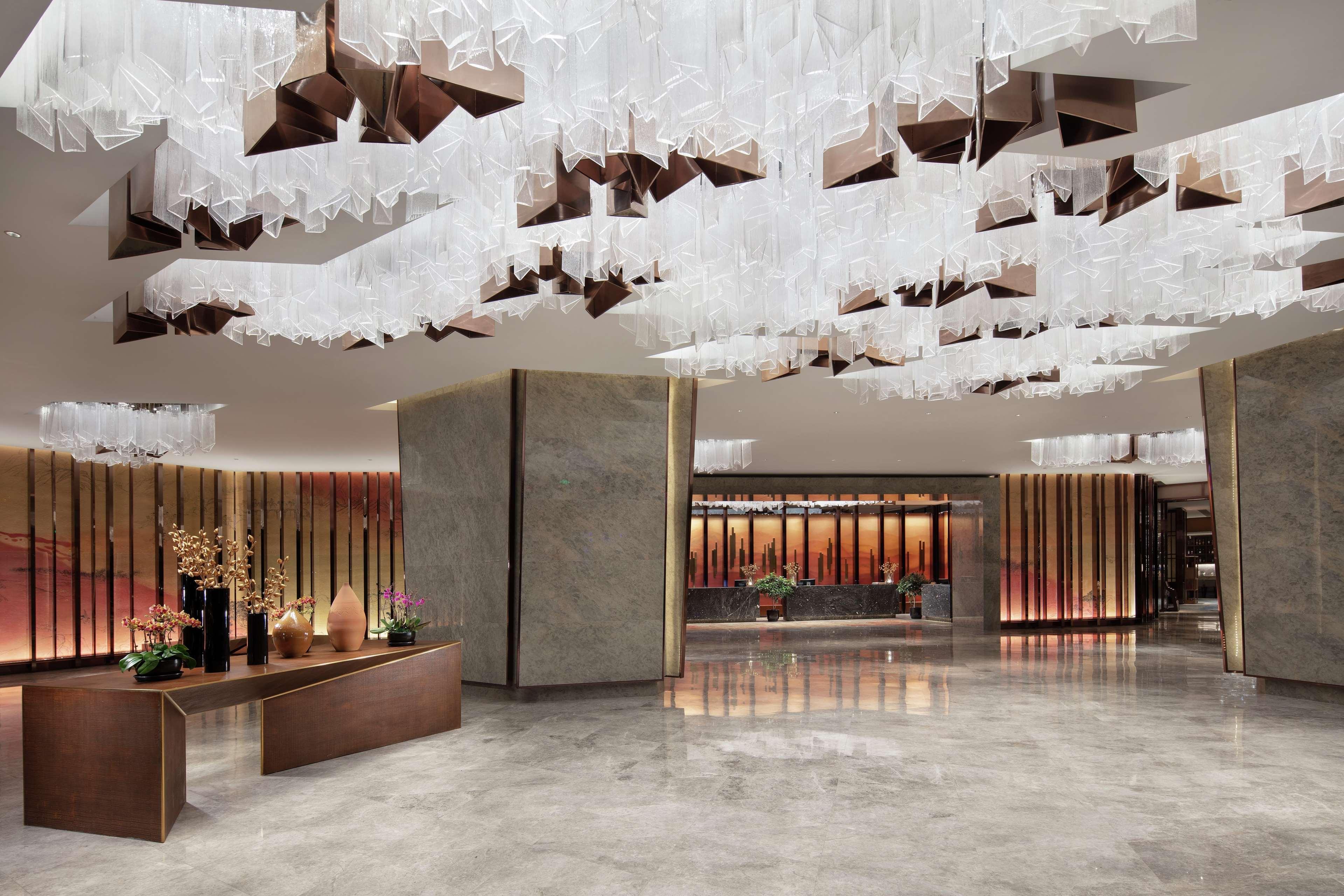 Отель Hilton Шеньян Экстерьер фото
