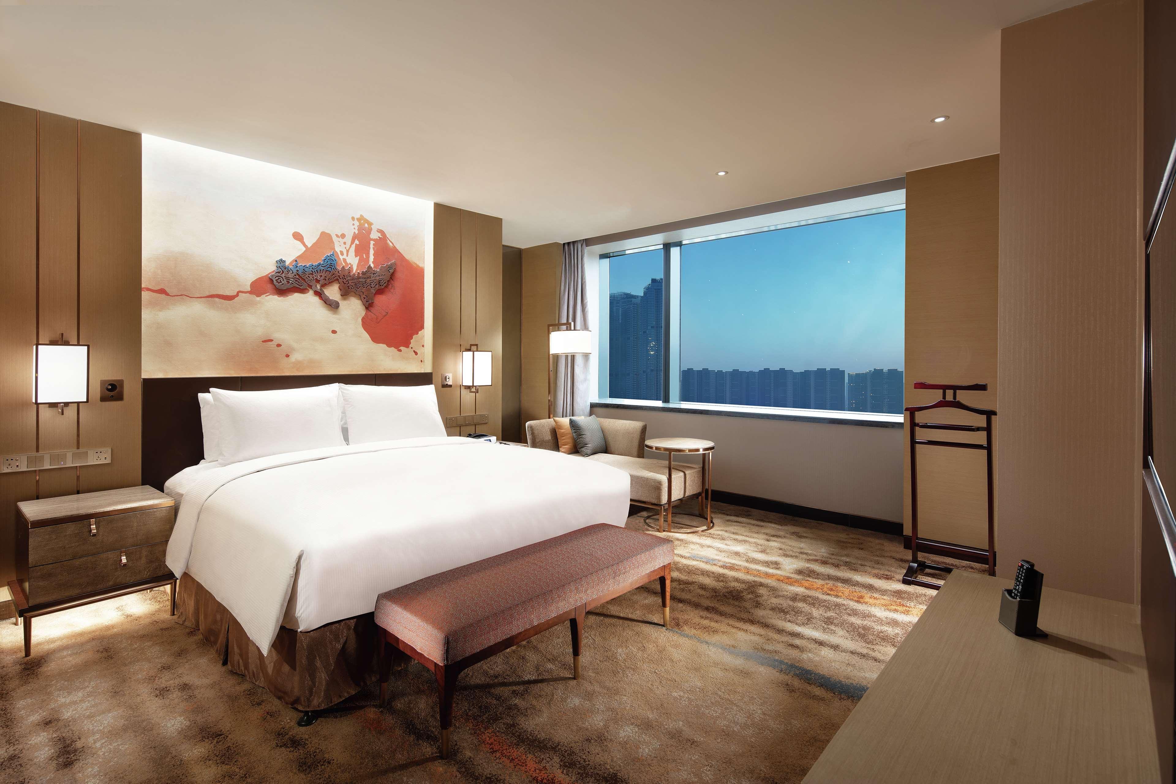 Отель Hilton Шеньян Экстерьер фото