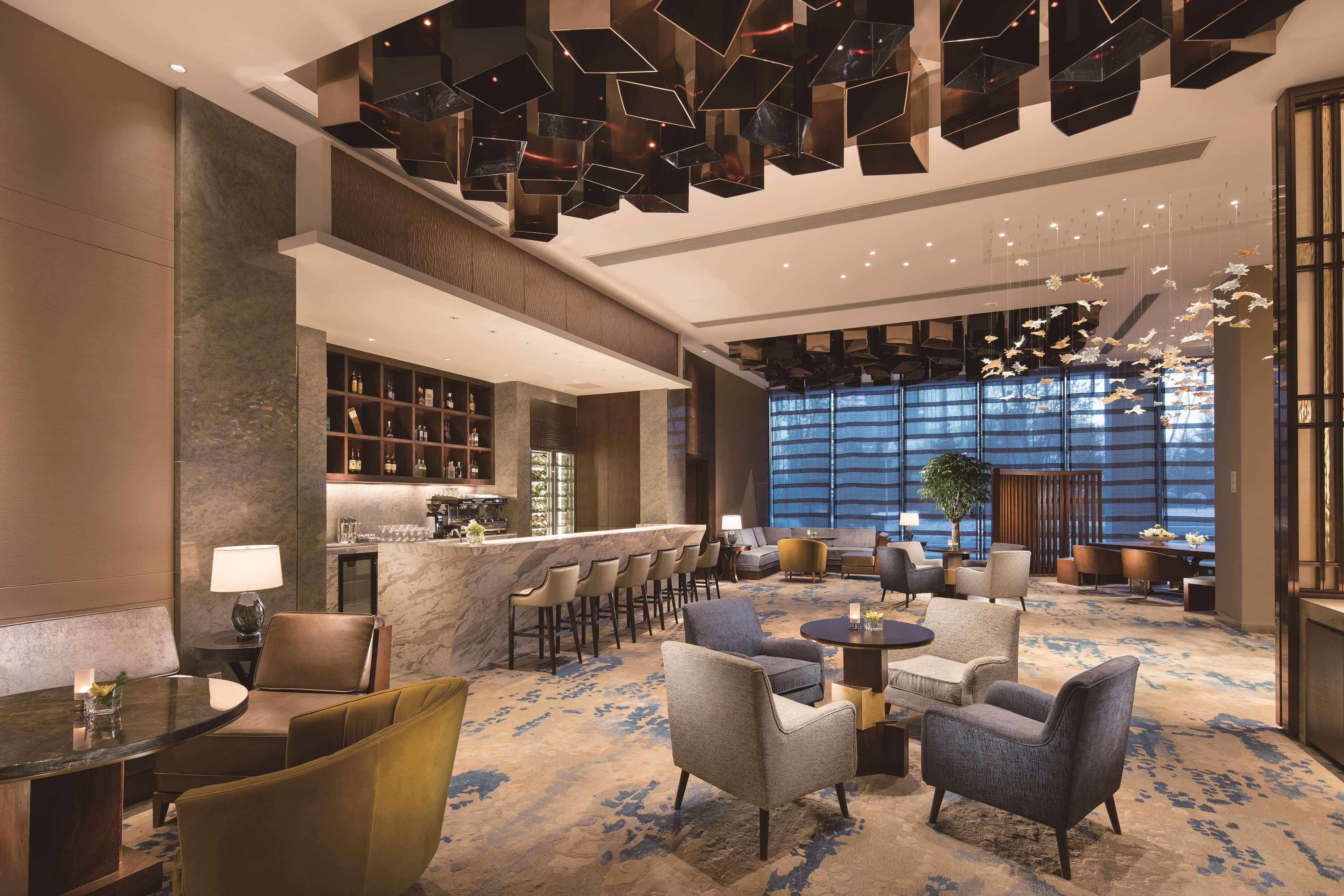 Отель Hilton Шеньян Экстерьер фото