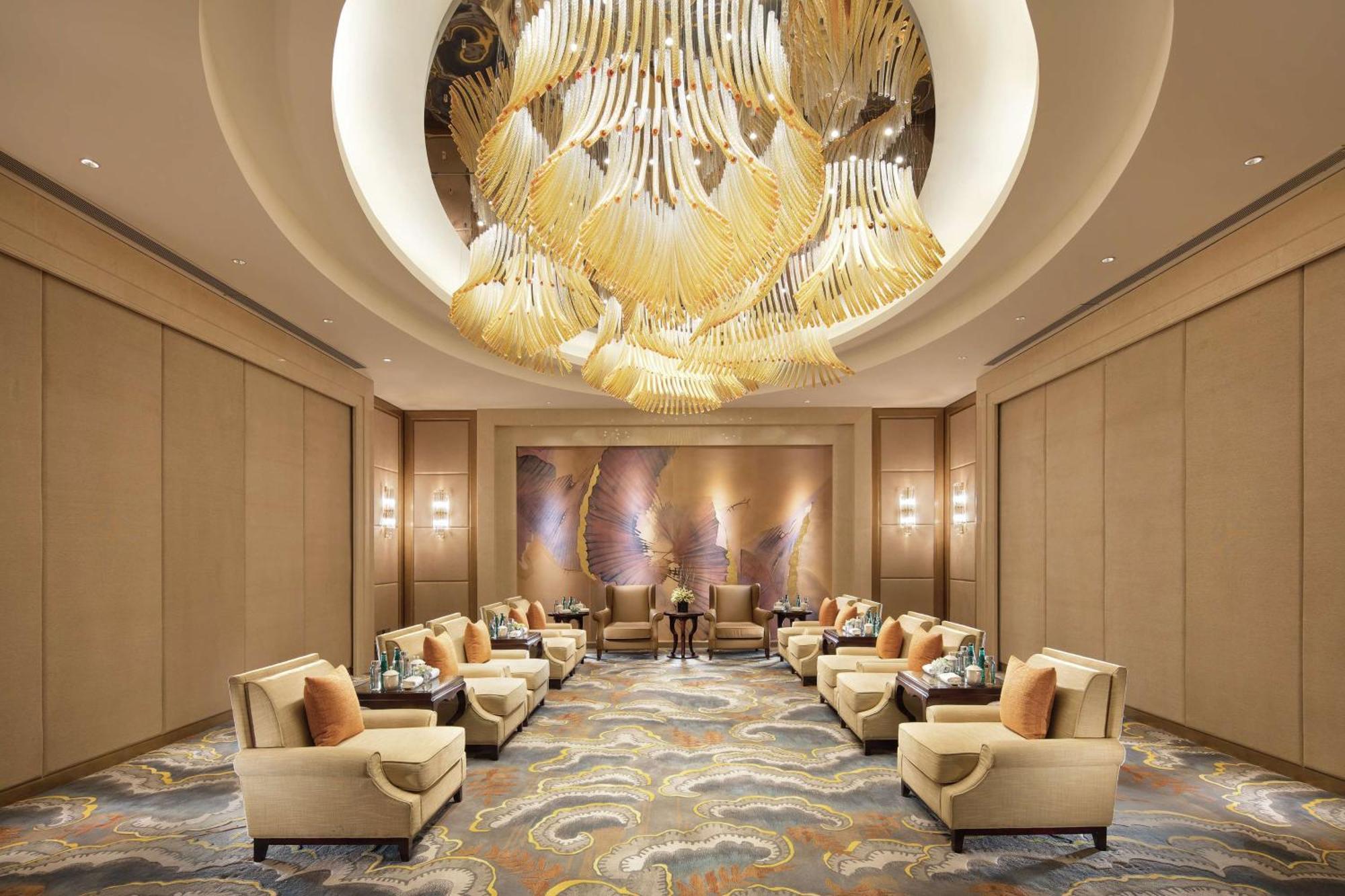 Отель Hilton Шеньян Экстерьер фото
